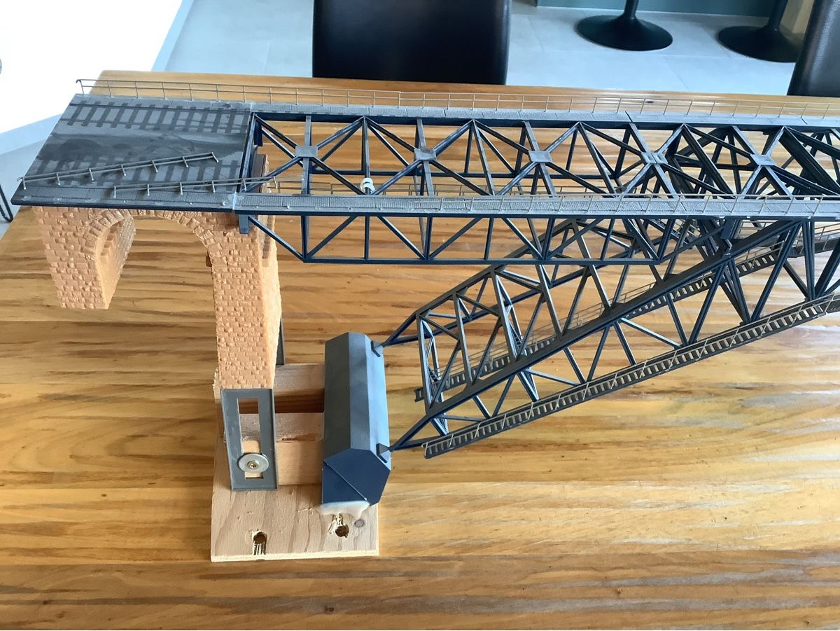 Faller Modellini di ferrovie: Modelleisenbahn Brücke H0 – Usato da Eglisau venduto da Papillion 2