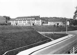 -Fribourg,Casernes de la Poya
