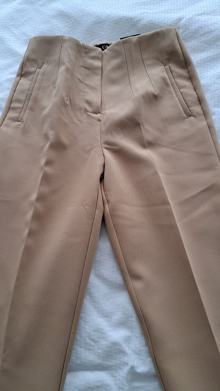 Pantaloni: Stoffhose, Gr. 34, dunkles beige – Usato da Waldkirch venduto da alwiwasg