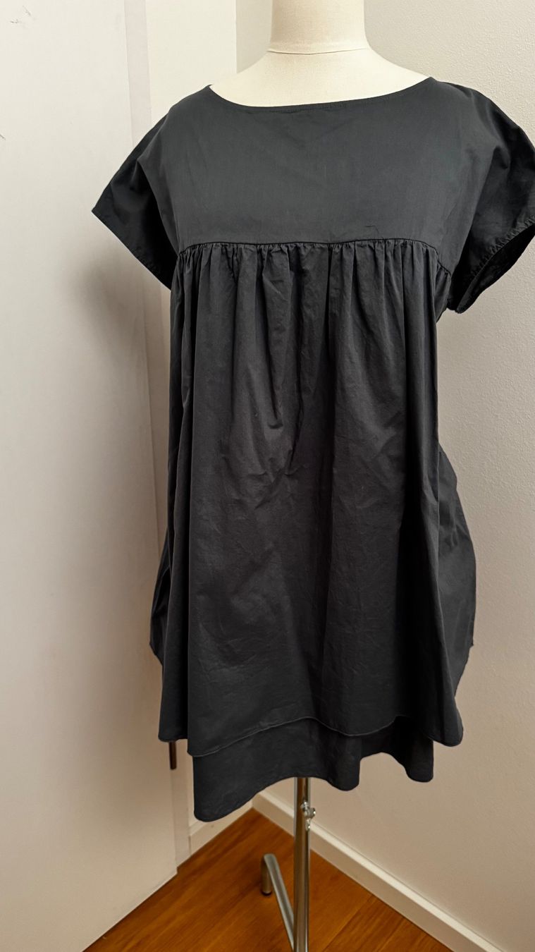 Vestiti: Kleid – Nuovo (secondo la descrizione) da Mörschwil venduto da Mirka019