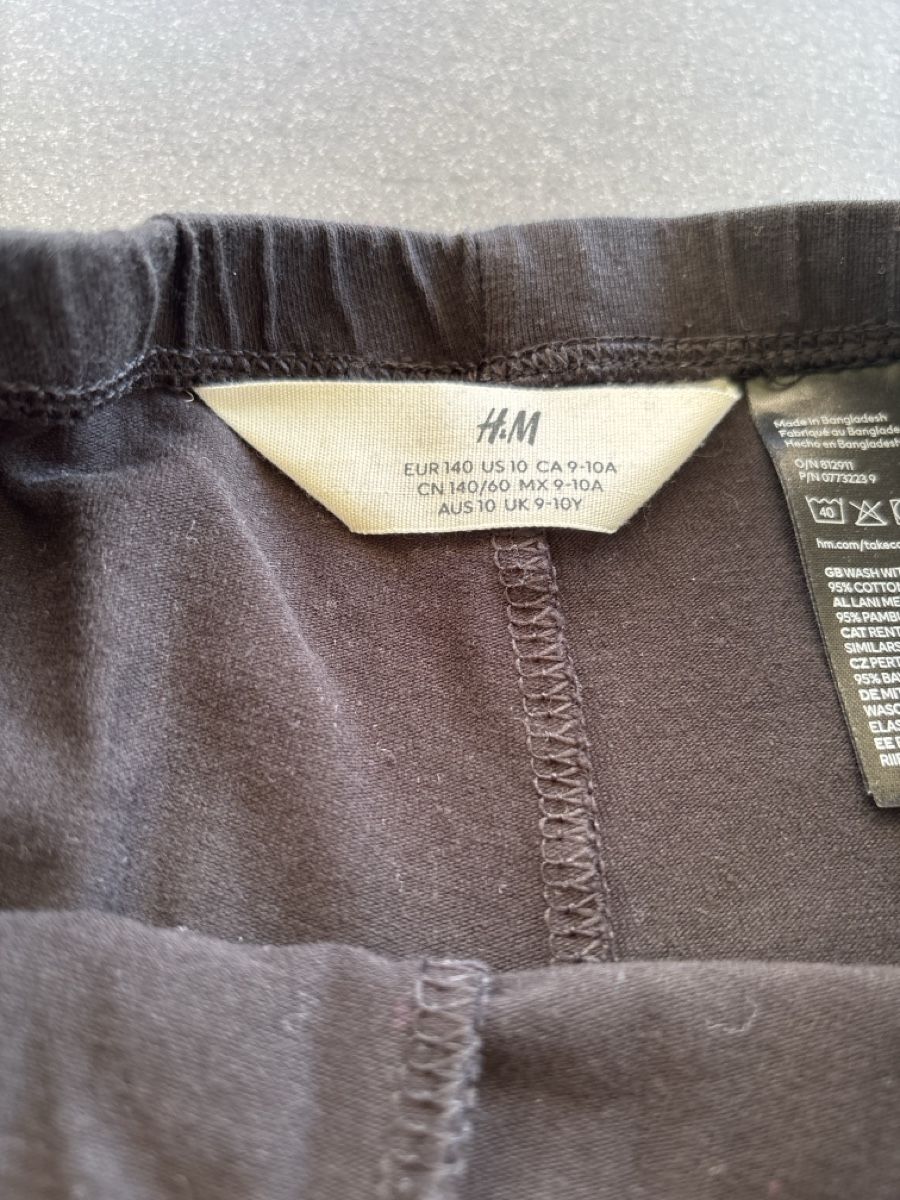 H&M Strümpfe & Strumpfhosen: H&M Mädchen Radlerhosen, Gr. 140 – Gebraucht aus Wilen b. Wil von b-mountain 3