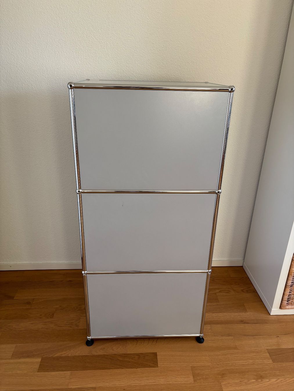 USM Regale: USM Haller Regal, grau – Gebraucht aus Olten von len_y9n7 4
