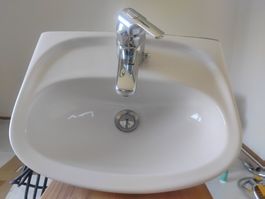 Keramik Waschbecken 44cm (B), 35.5cm (T), Weiss