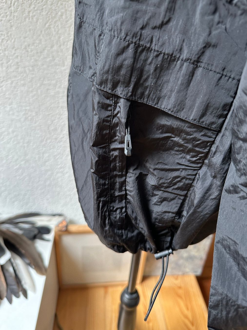 Giacche: Windbreaker Windjacke Kapuze Grösse S – Nuovo (secondo la descrizione) da Gümmenen venduto da FelizitasHermann 2