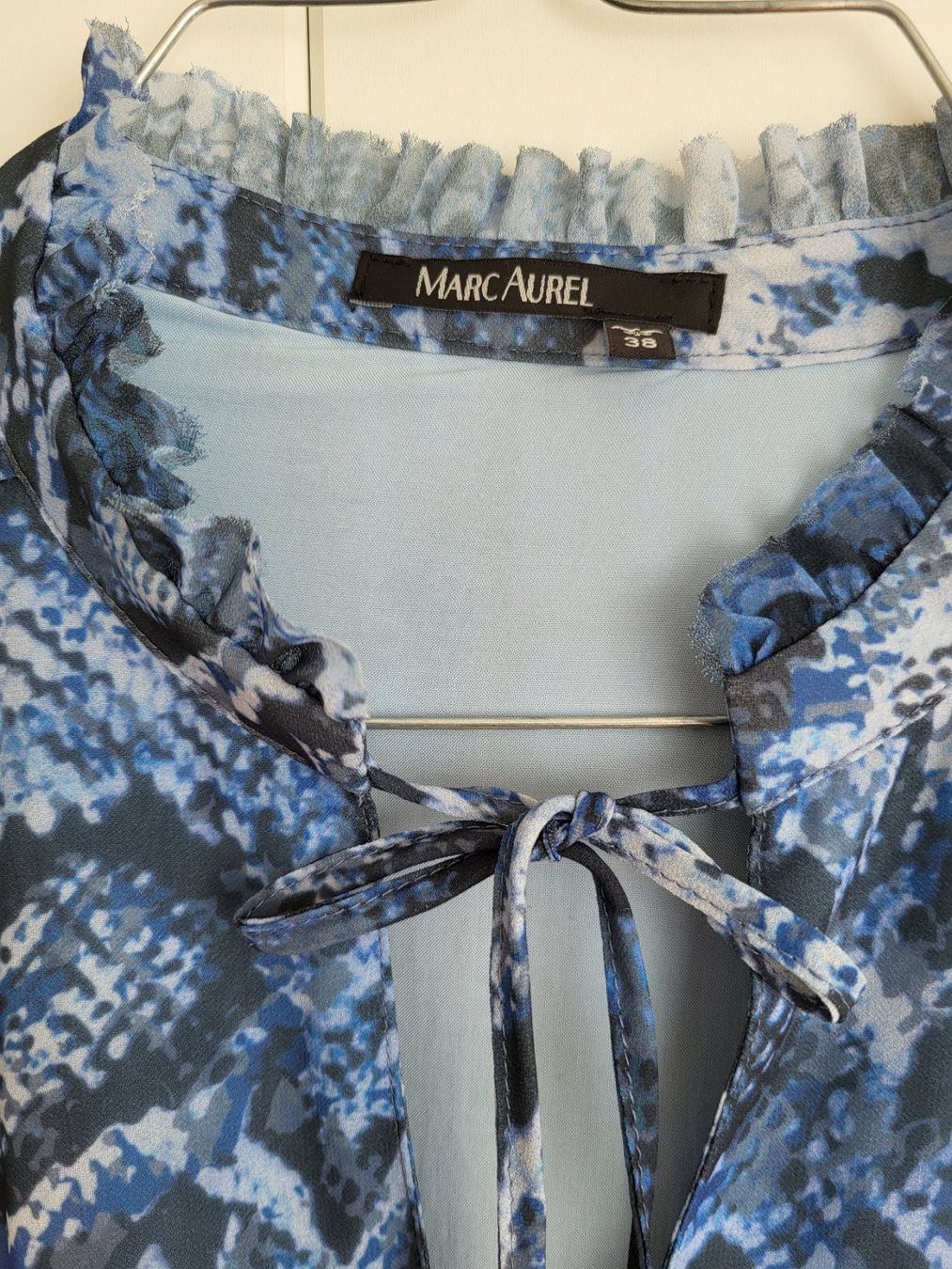 Vestiti: MARC AUREL Kleid, Gr.38 - Schlange Muster, Blau – Usato da Baar venduto da clar6 1