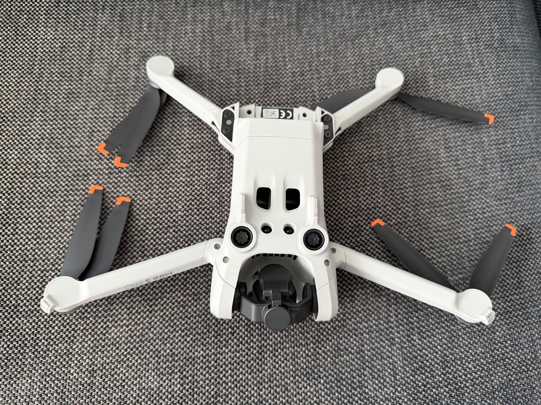 DJI RC Modellbau: DJI Mini 3 Pro Drohne Fly More Set mit Controller, neuwertig – Gebraucht aus Riehen von Nyenhuis 5