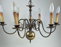 Eleganter Vintage-Kronleuchter aus Messing – ca. 1960/70er