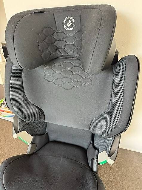 Seggiolini per auto: MAXI-COSI Kindersitz Kore Pro authentic graphite – Usato da Weinfelden venduto da iceman2004 1
