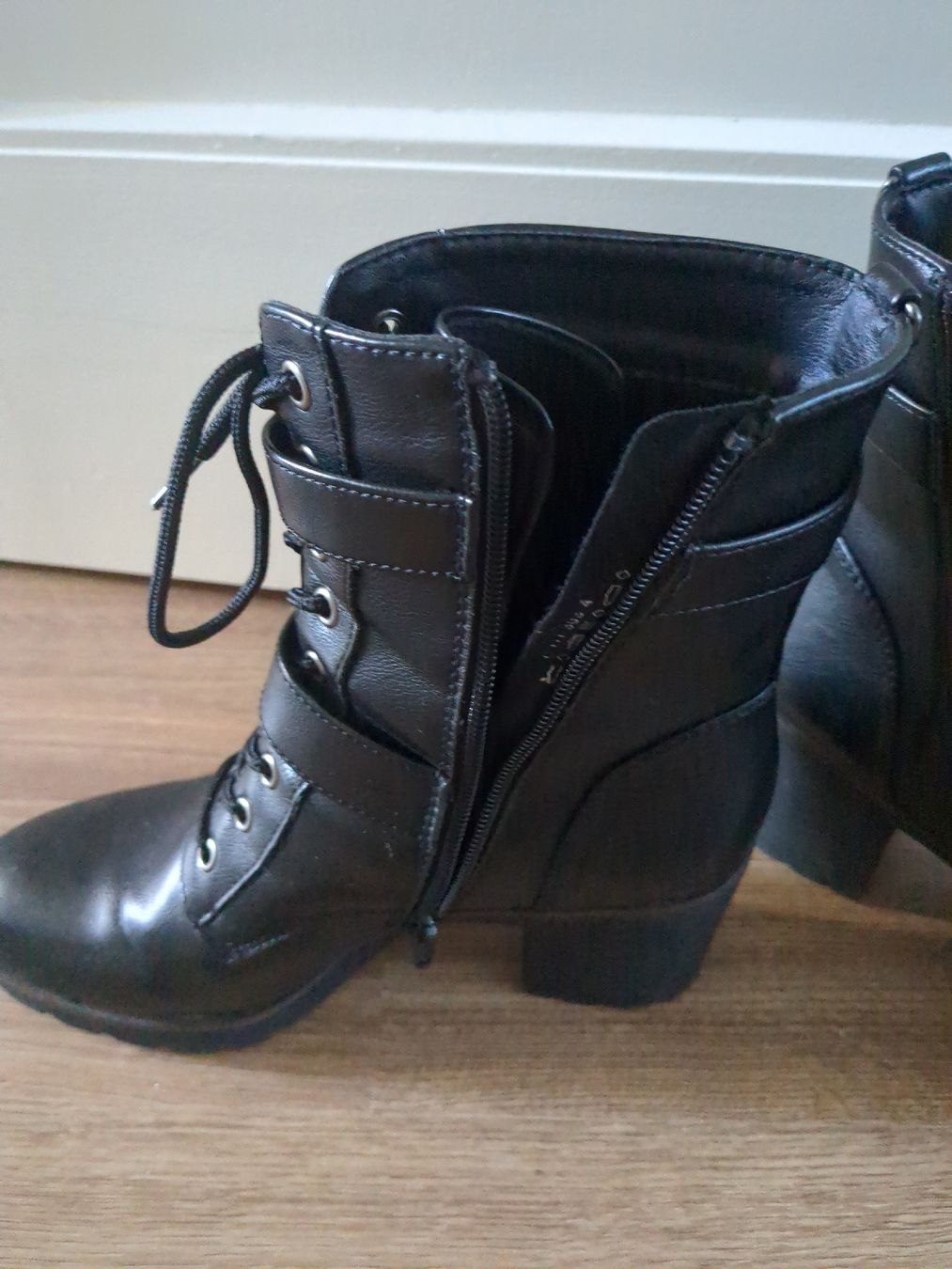 Chaussures femmes: Stiefel Grösse 39 – D'occasion à St. Gallen par tj19 3