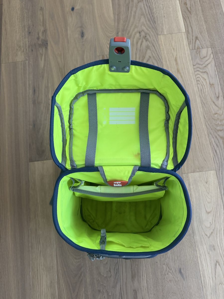 Allestimento di negozi e stand fieristici: Step by Step Schulrucksack inkl. Turnsack und Etui – Usato da Horgen venduto da JekerZurich 4