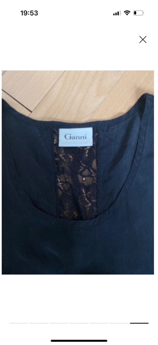 Ganni Tops: Seidentop Ganni – Gebraucht aus Zürich von Andaluca