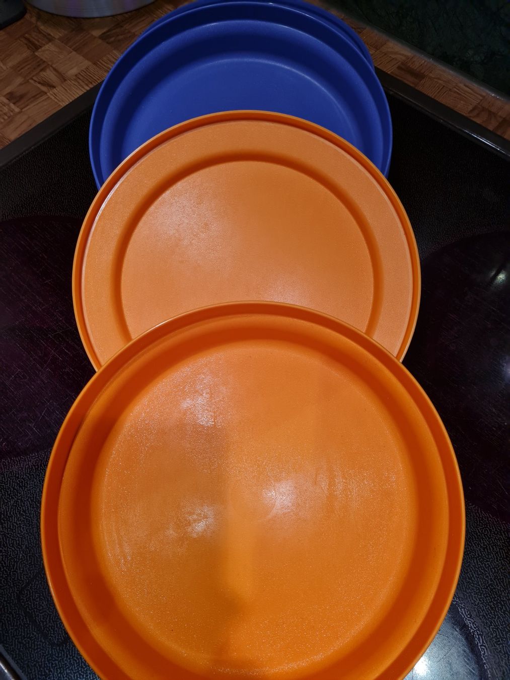 Tupperware Contenitori & Simili: Original 2Tupperware Aufbewahrungsbehälter Orange - Blau – Usato da Münsingen venduto da Cuci31 2