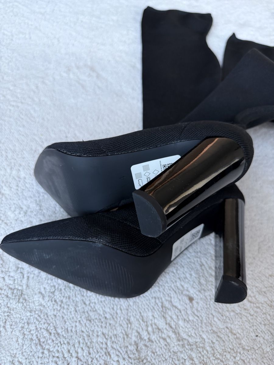 Scarpe da donna: Black Overknee Boots, Size 37 – Nuovo (secondo la descrizione) da Dübendorf venduto da ilianalou 2