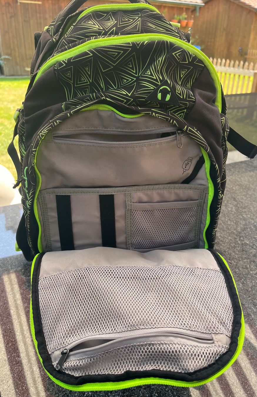 Satch Zaini: Satch Rucksack schwarz/grün – Usato da Effretikon venduto da Speedy074 3