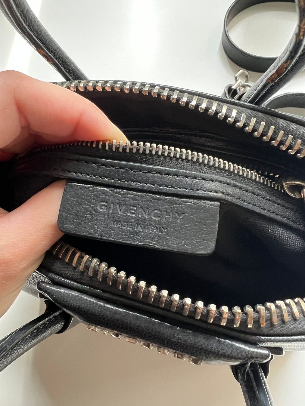 Givenchy Borse: Givenchy Mini Antigona, Black, 2014 – Usato da Zürich venduto da cefanie 1