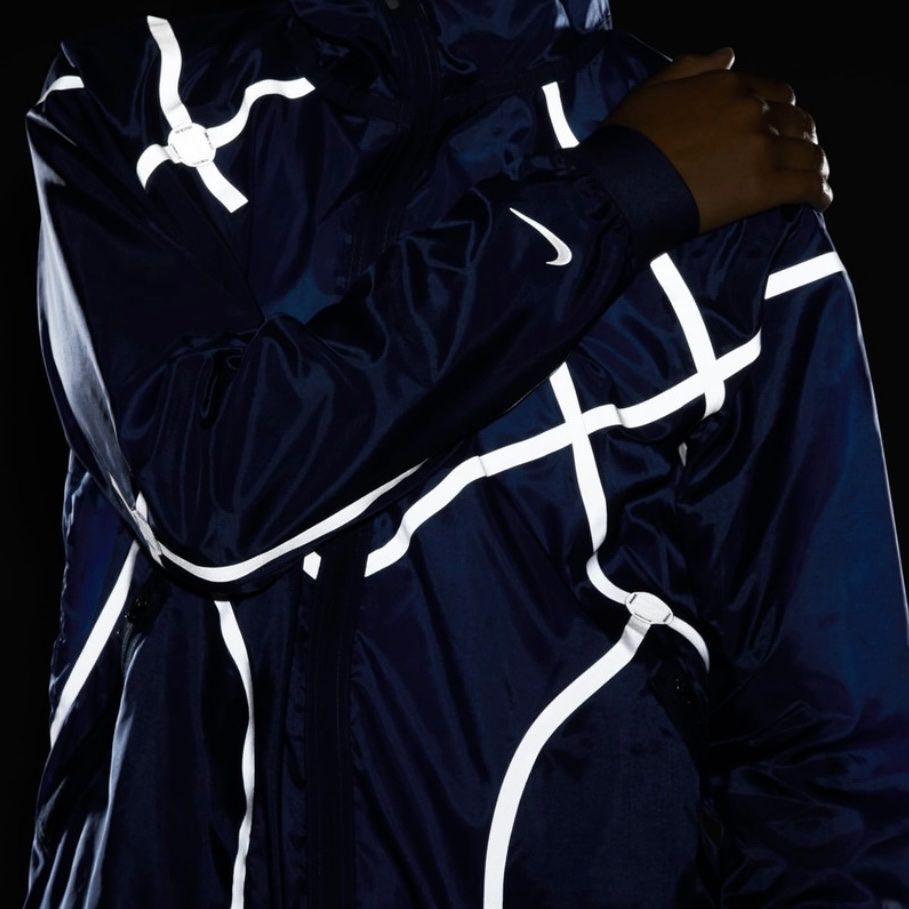 Nike Jacken: Nike Windrunner Reflective Running Jacket – Neu (gemäss Beschreibung) aus Wabern von alestae 3