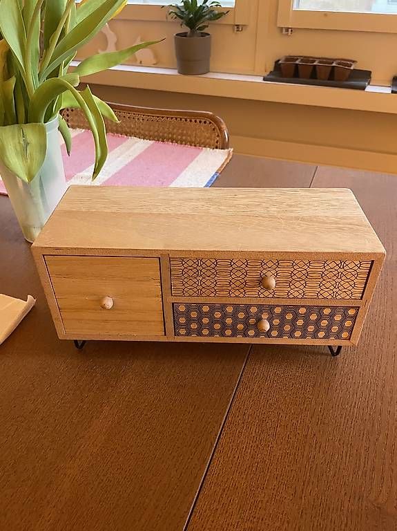 Autres décorations & accessoires: Schmuckkästchen – D'occasion à Zürich par neu_vp2g