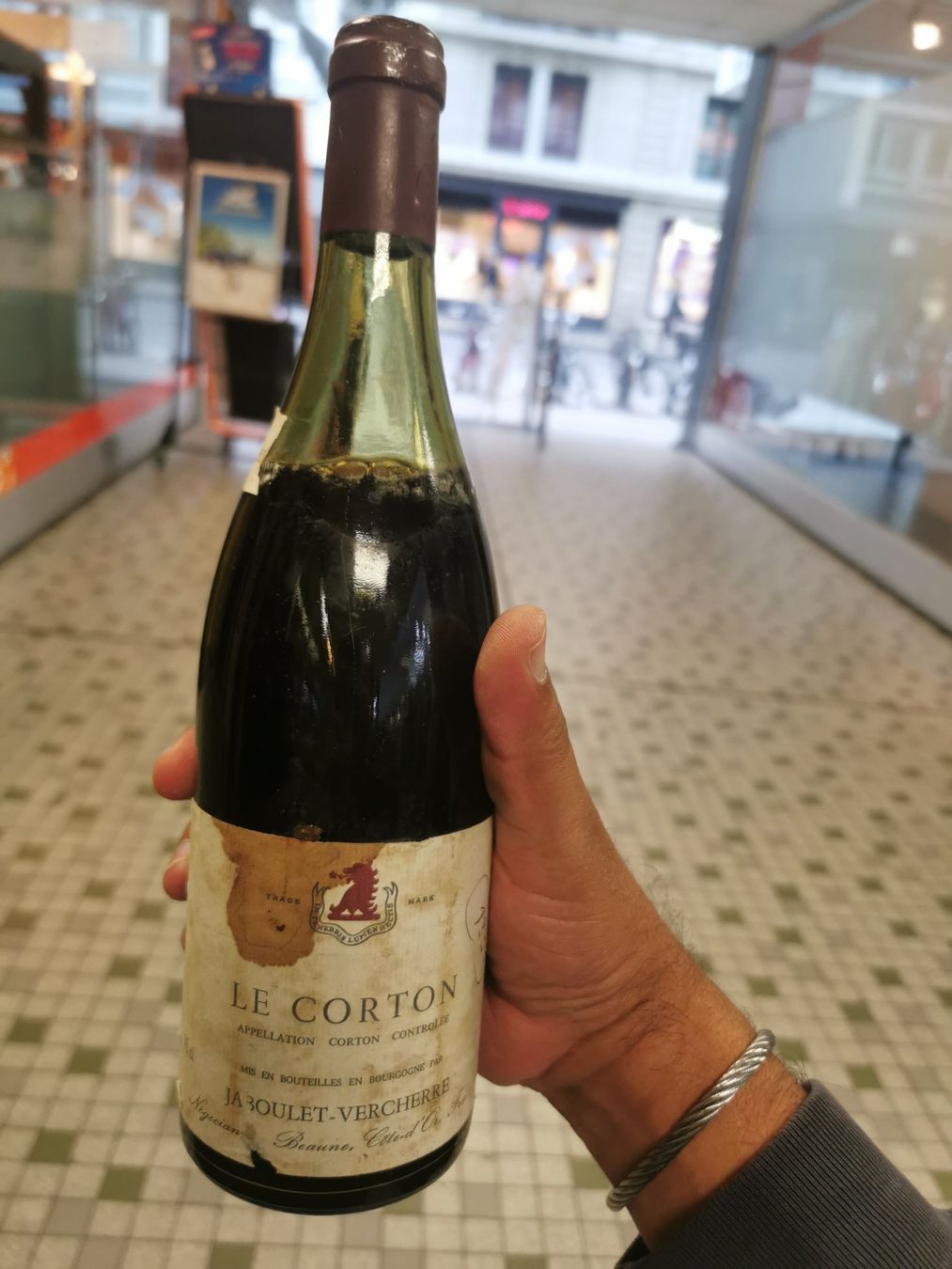 Vino: LE CORTON JABOULET-VERCHERE – Nuovo (secondo la descrizione) da Genève venduto da Leboucheoreilles 4