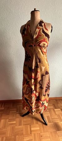 Robe H&M imprimée style vintage taille 38 EUR