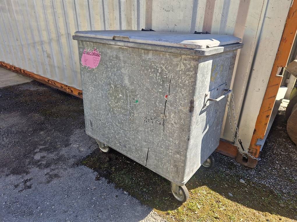 Sonstiges für Büro & Gewerbe: Container  – Defekt aus Neuenegg von bachopa1 1