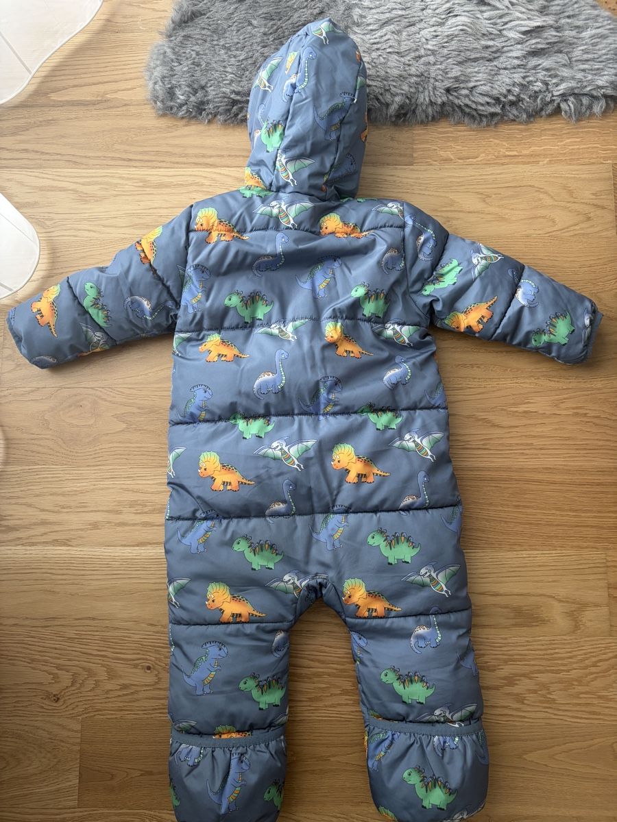 Name It Completi: Name it Schneeanzug mit Dinos Gr. 74/80 – Usato da Wallenwil venduto da arina_scheunert 2