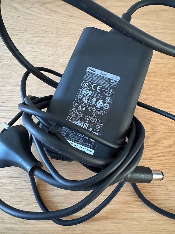 Dell Chargeur: Dell 65W Laptop Charger – D'occasion à Schübelbach par Rahnmont 1