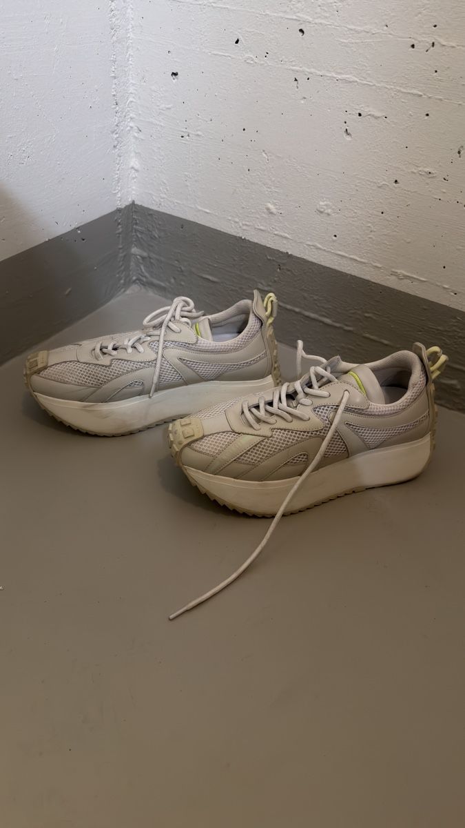 Inuikii Chaussures femmes: Inuikii 38 – D'occasion à Zürich par _themutschget_ 1