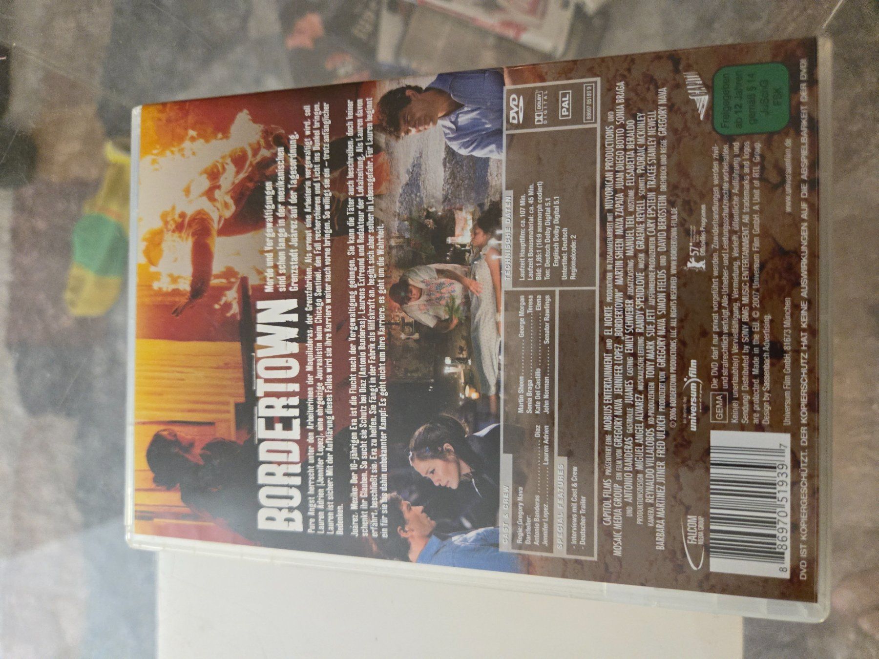 Tutti i DVDs: Bordertown DVD – Usato da Bussigny venduto da Kfdlt 1