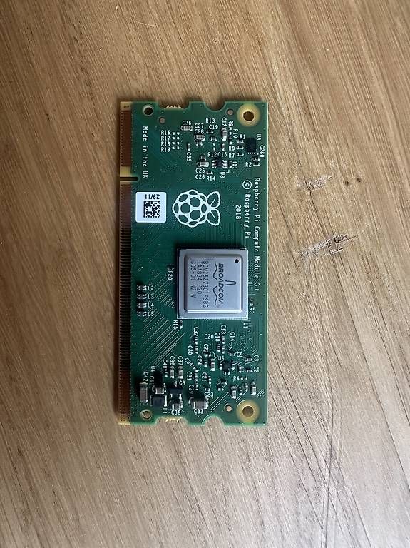PC: Raspberry Pi Compute Module 3+ – Usato da Zürich venduto da Bierberg 1