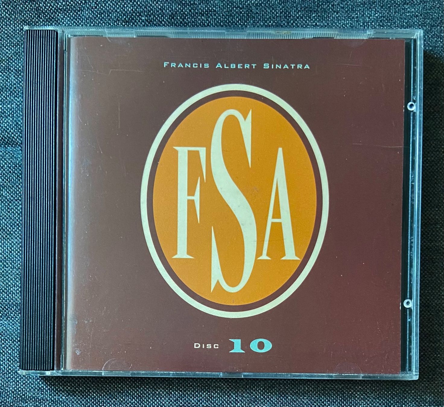 CD: Frank SINATRA CD FRANCIS ALBERT SINATRA • 24 Songs – Usato da Luzern venduto da Lycka