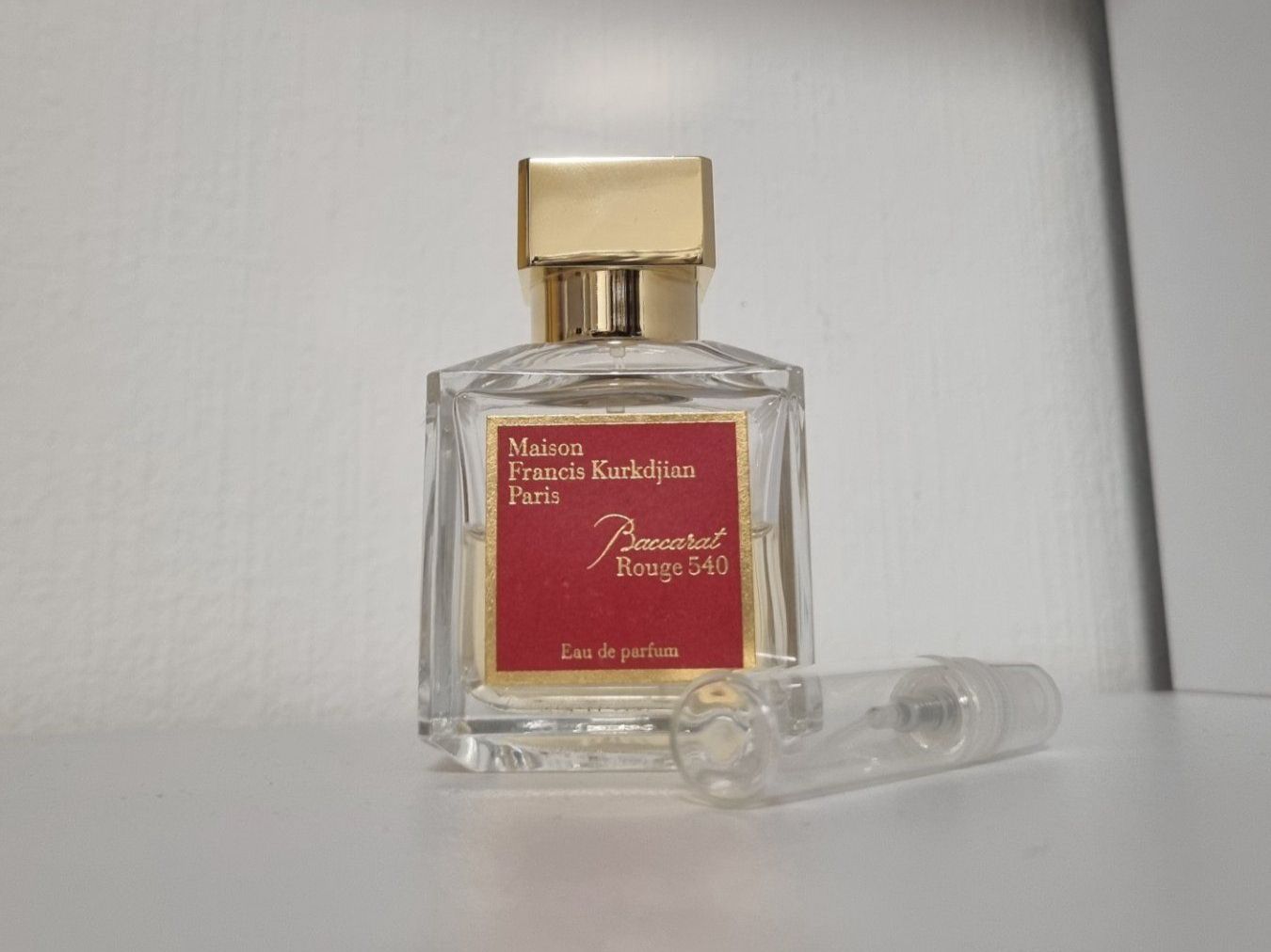 Kurkdjian Parfums & Eau de Toilette: MFK Baccarat Rouge 540 edp 2ml – Neuf (Voir description) à Jonen par Juliette_St