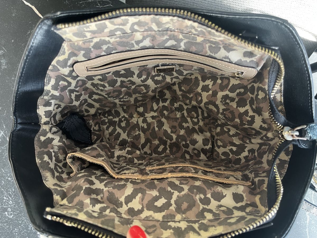 Guess Borse da donna: Guess Handtasche – Usato da Root venduto da jag_f6bw 4