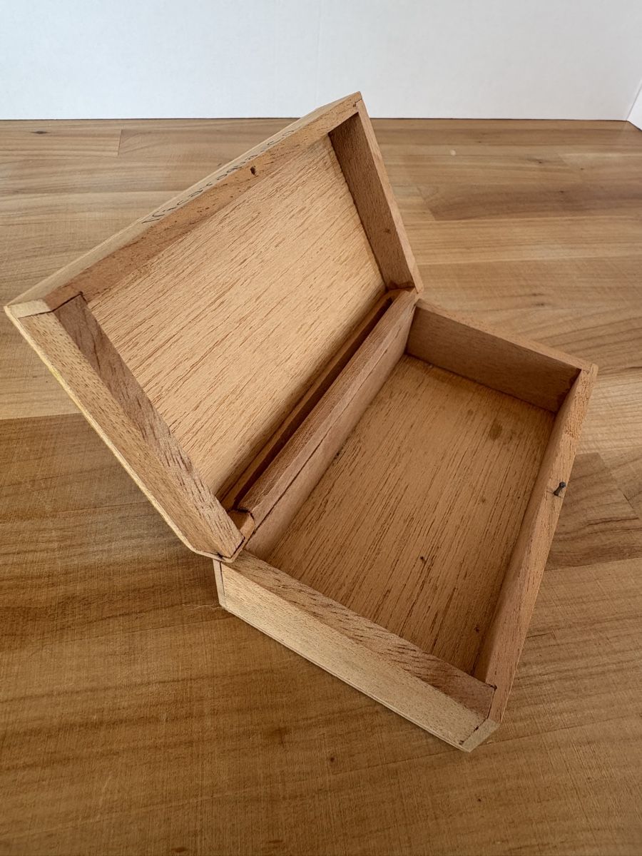 Altro in Decorazioni & Accessori: Holz Dose von Nicaragua – Usato da Rümlang venduto da SchumBru10 2