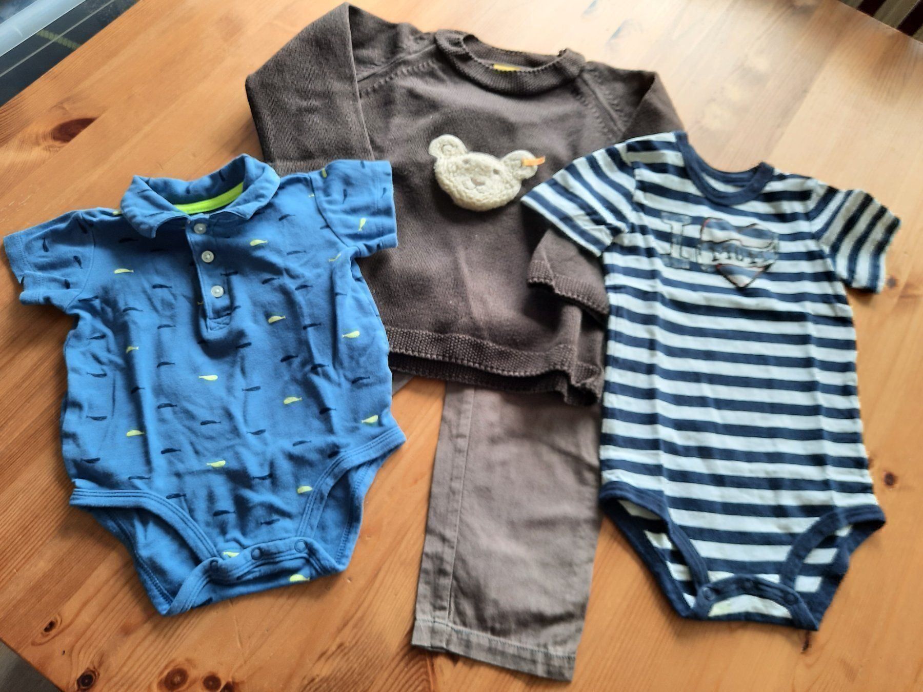 Lotti & Set di vestiti: Marken-Kleiderpaket – Usato da Aesch BL venduto da ChezToKa