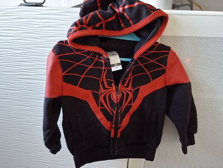 Kinder Kapuzenjacke Spiderman Grösse 98 guter Zustand