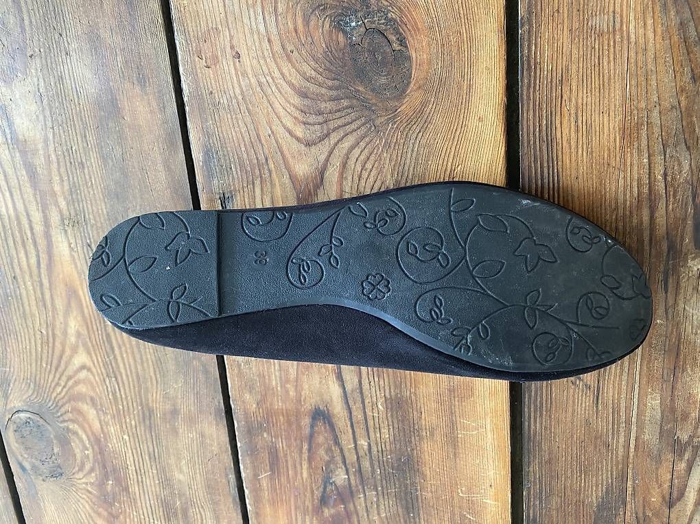 Scarpe da donna: Schwarze Balerinas Grösse 39 – Usato da Diessenhofen venduto da car_g7nt 2