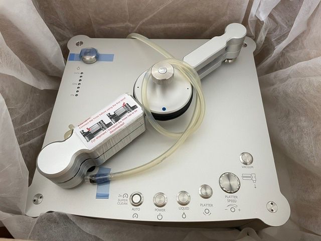 Clearaudio Tourne-disques: Clearaudio Double Matrix Profes. SONIC Plattenwaschmaschine – D'occasion à Fahrwangen par Swirl2