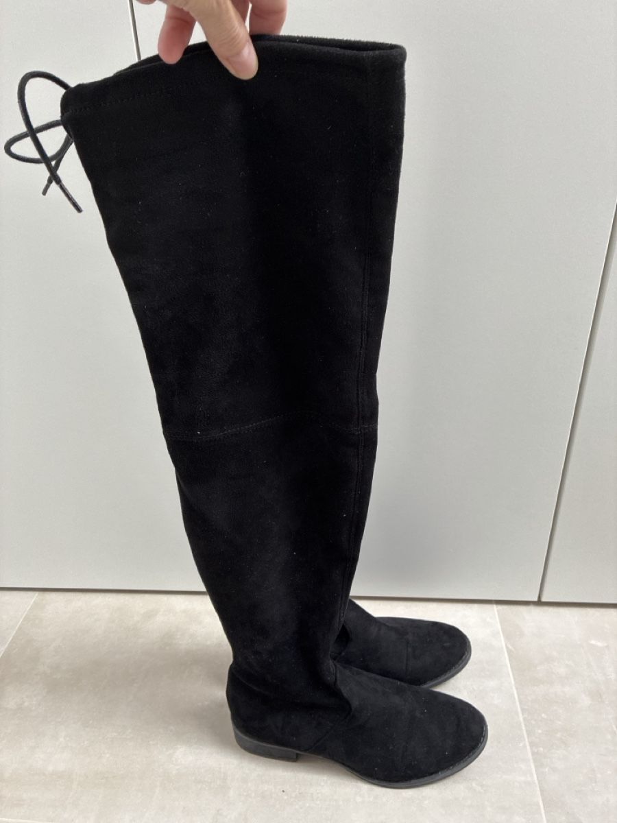 Chaussures femmes: Overknie Stiefel 38 – D'occasion à Ascona par evam81