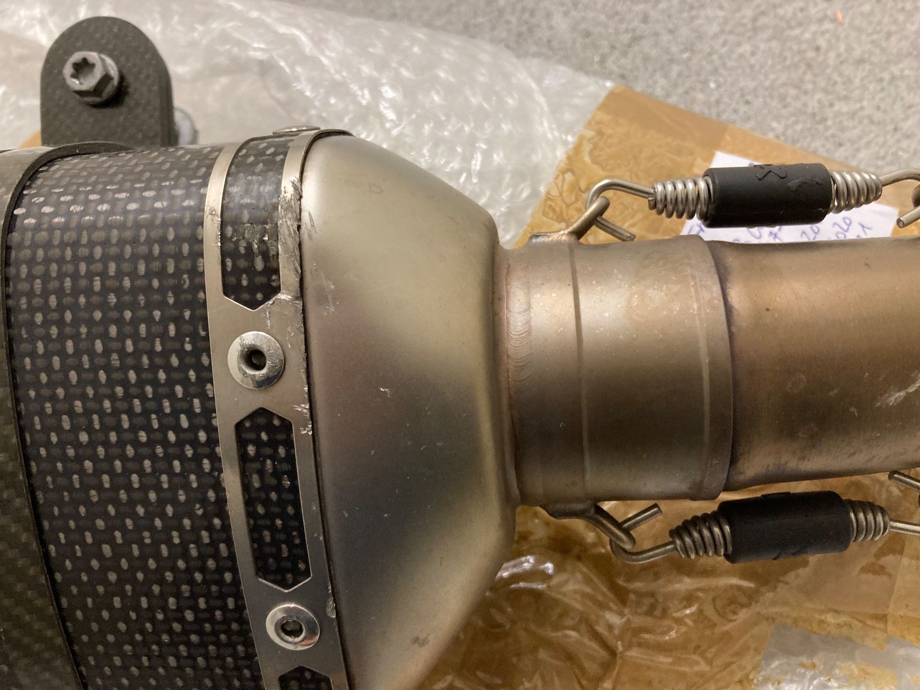 Sistemi di scarico: Akrapovic Auspuff Slip-on 2017 KTM Duke 390 – Usato da Baar venduto da LeoBLY 4