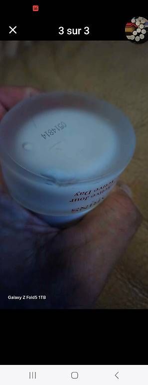 Cura del viso: Crème de jour Clarins 10 pots 100fr – Usato da Versoix venduto da Ruzipat1 2
