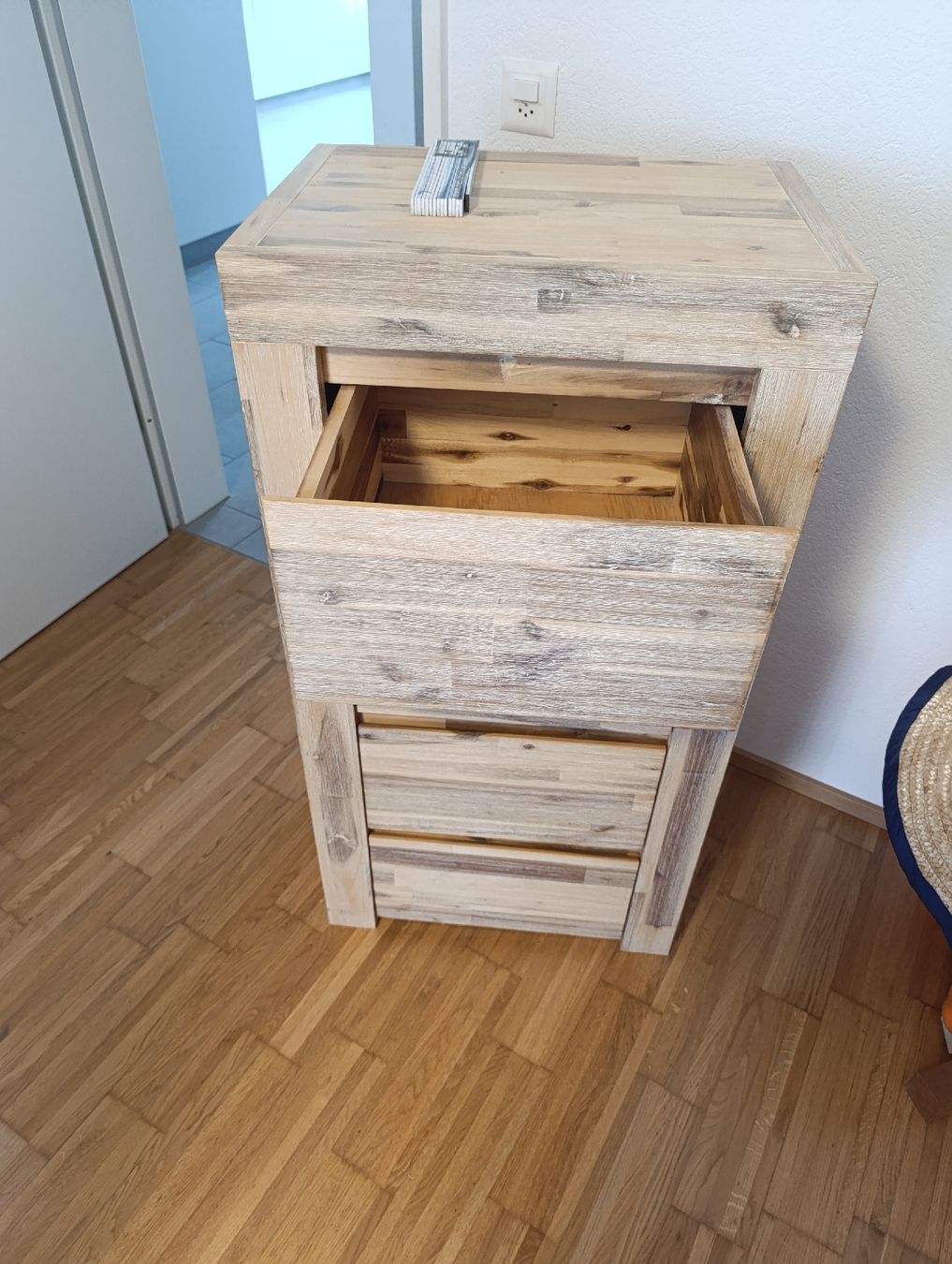 Micasa Commodes: Kommode - 110x57x40 – D'occasion à seengen par RevGoatfreed 1