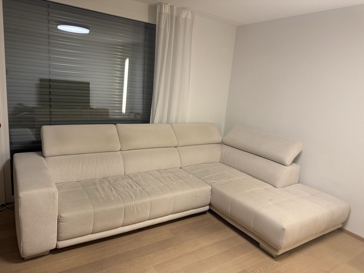 Pfister Divani: Corner Sofa Beige with Adjustable seat and headrests – Usato da Dietlikon venduto da lot_rel 1