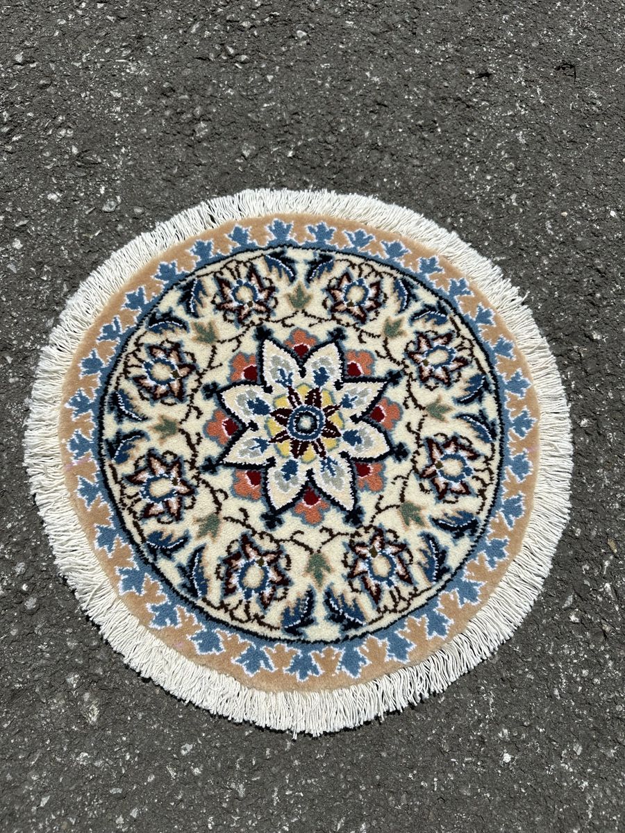 Teppiche: Rundteppich Blumenmuster neuwertig – Neu (gemäss Beschreibung) aus Schwende von weesli 3