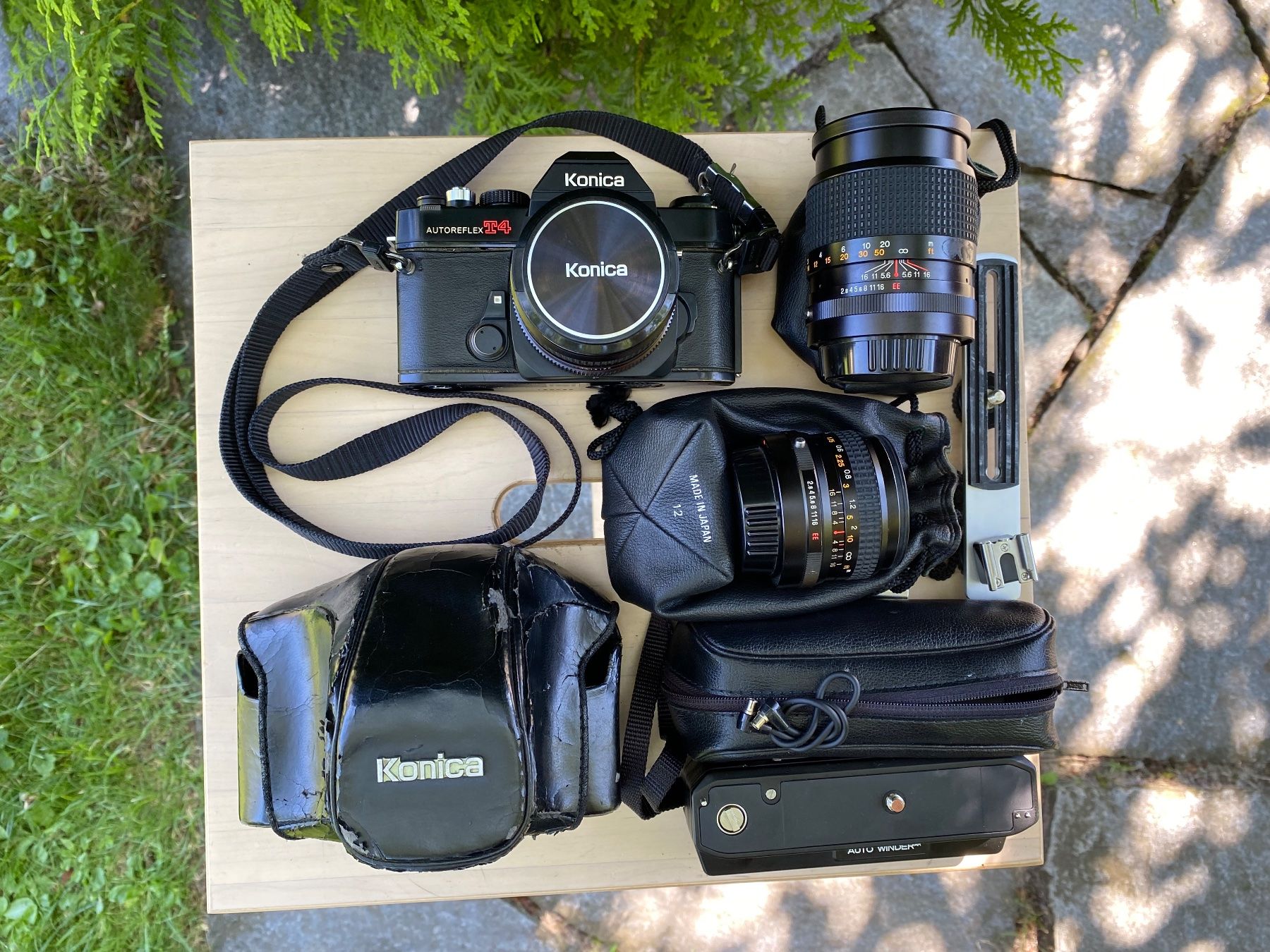 Konica Fotocamera: Konica Autoreflex T4 Kamera – Usato da Feldbach venduto da Fea1 1