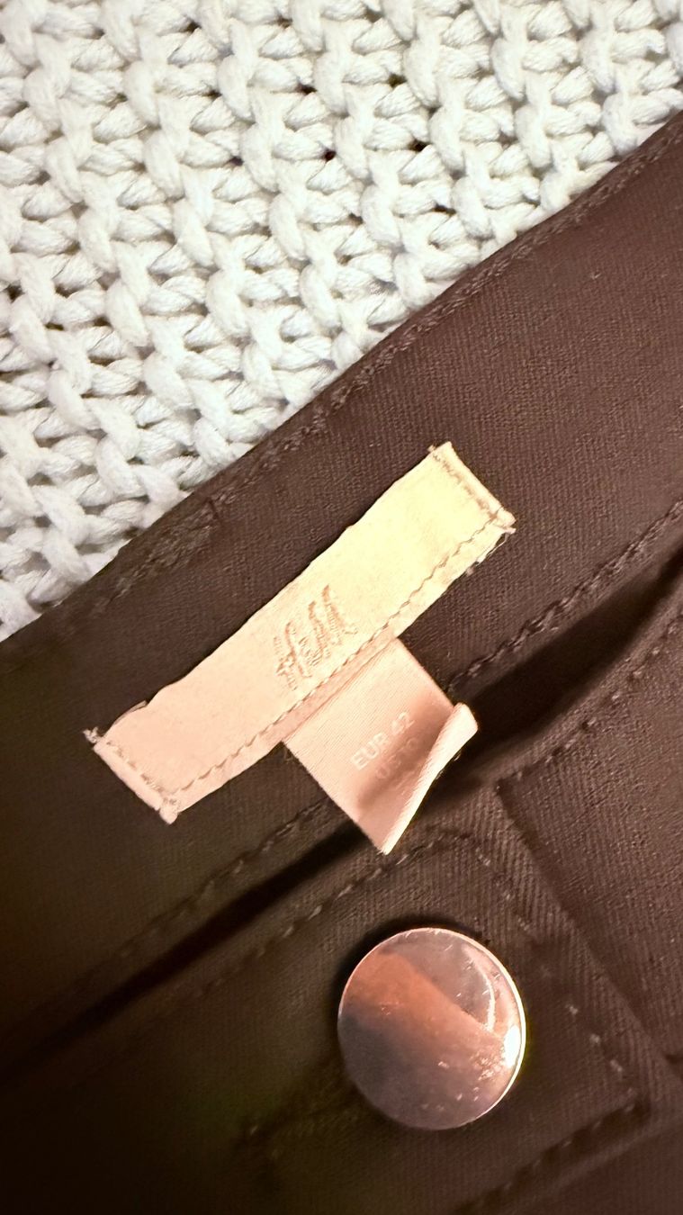 H&M Hosen: • Hose von H&M • – Gebraucht aus Basel von mendoza13 2