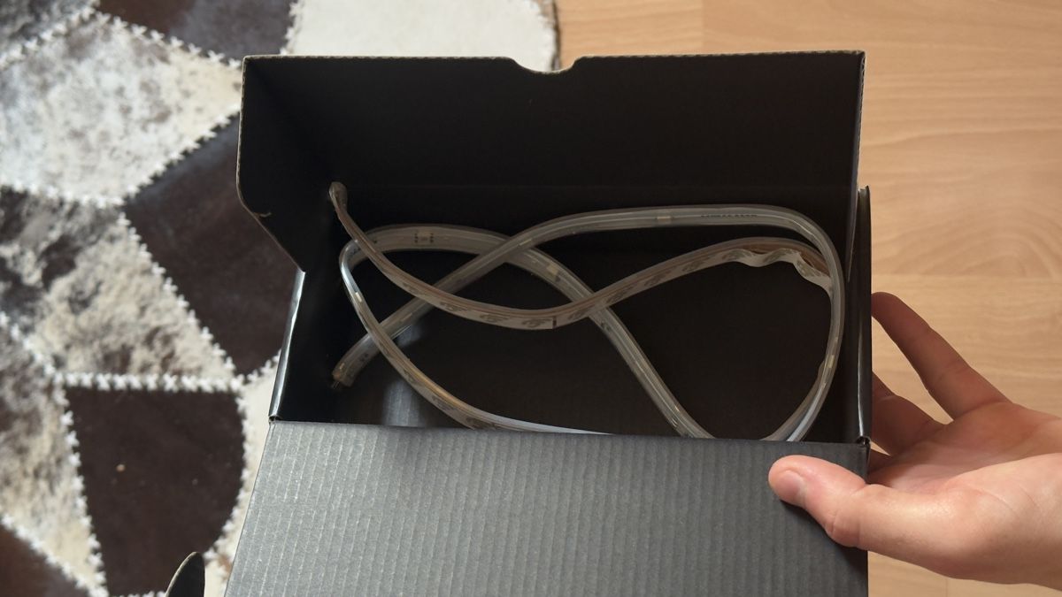 Philips Ghirlande e barre luminose: Philips Hue Lightstrip Plus 1m extension NEW – Nuovo (secondo la descrizione) da Solothurn venduto da alv_vdz8 2