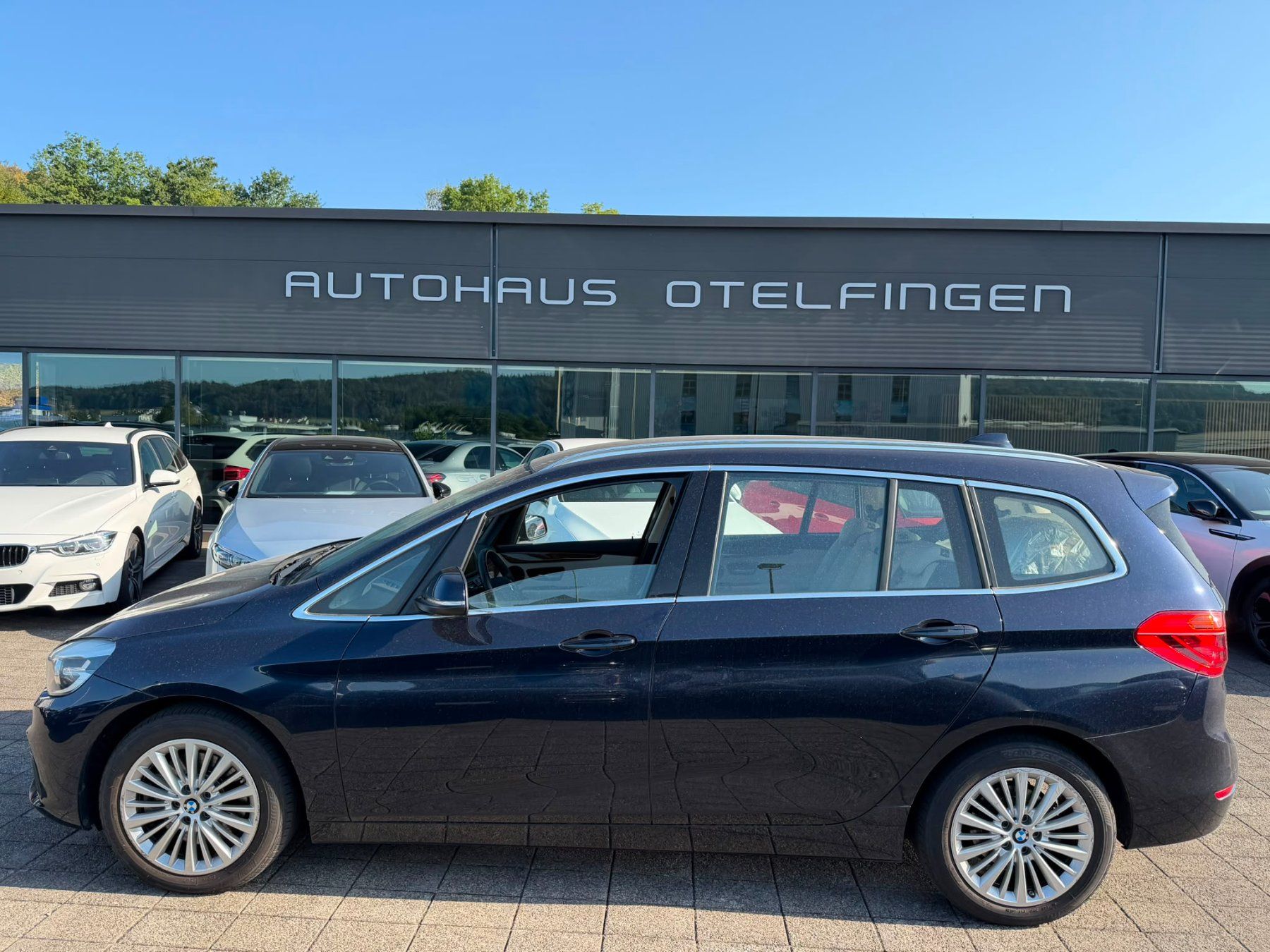 BMW Automobili: BMW 220i / 7-Plätze ! – Usato da Otelfingen venduto da hof74