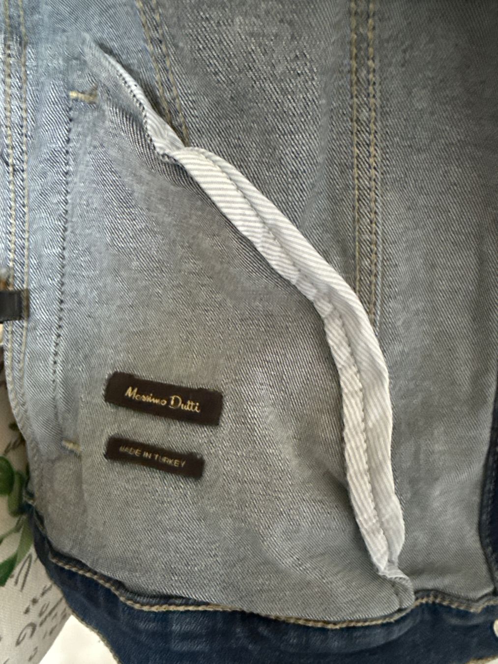 Giacche: Massimo Dutti Jeansjacke Grösse M – Usato da Basel venduto da jetzt-wird-gemistet 3