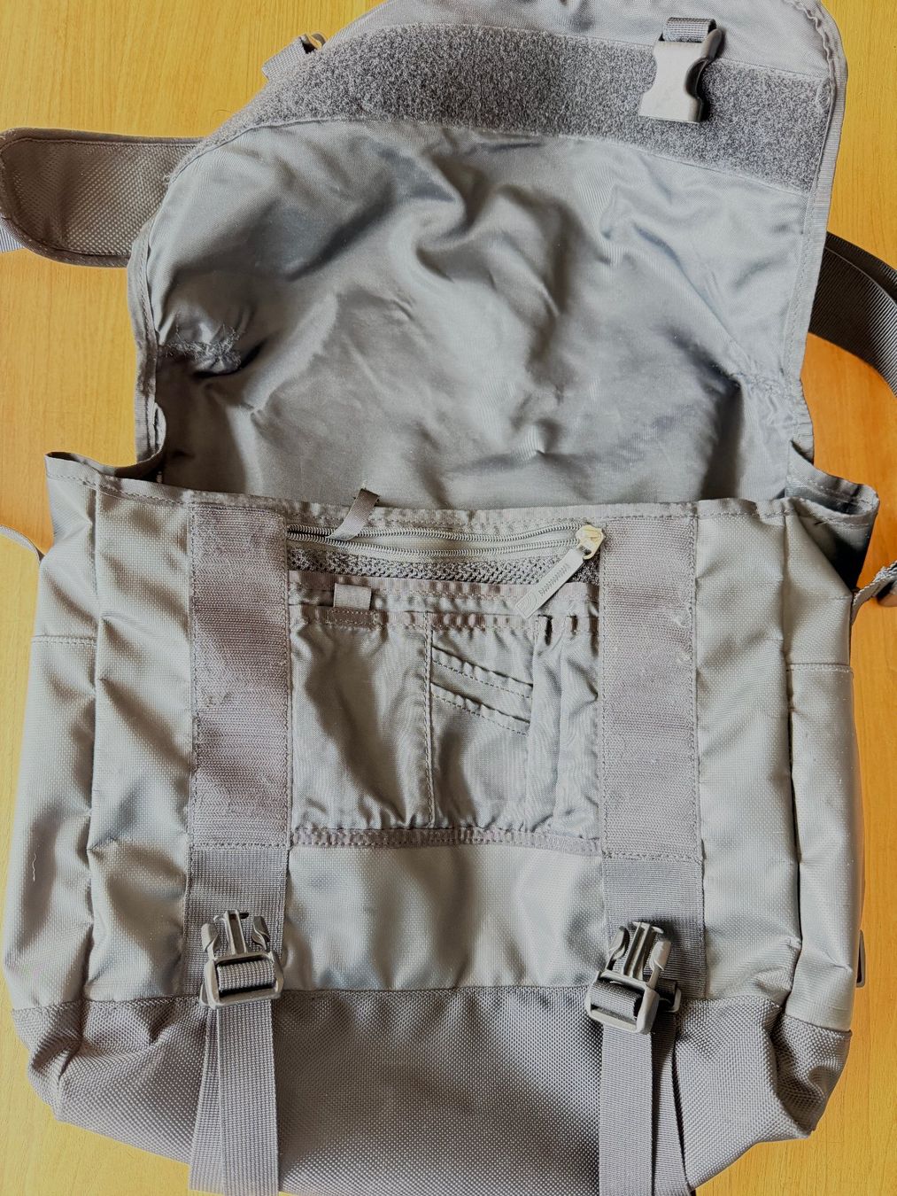 North Face Borse: North Face Schultertasche – Usato da Allschwil venduto da Pasci30 2