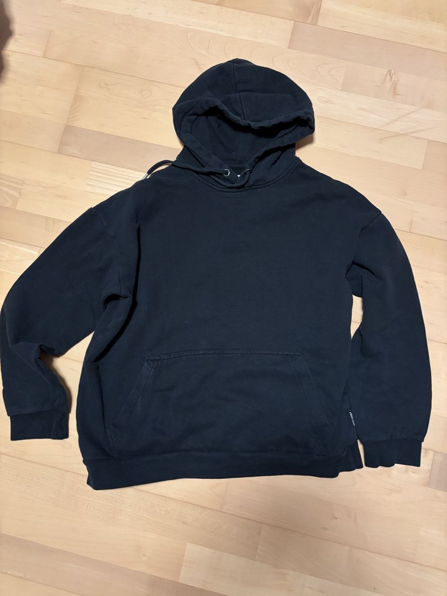 Maglioni & Felpe: Schwarzer Pullover 38 – Usato da Kesswil venduto da Branca-01 2
